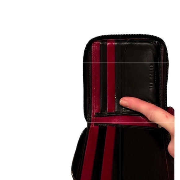 Ted Baker Black Leather, Bifold Zip Around Wallet, Striking Black & Red Interior - Picture 5 of 16